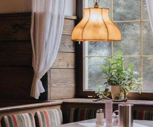 Baeren فندق فلدكرش